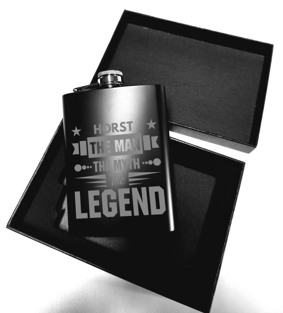 Edelstahl Flachmann mit Gravur "The Man The Myth The Legend" - personalisiert mit Namen - 240ml - Matt Schwarz